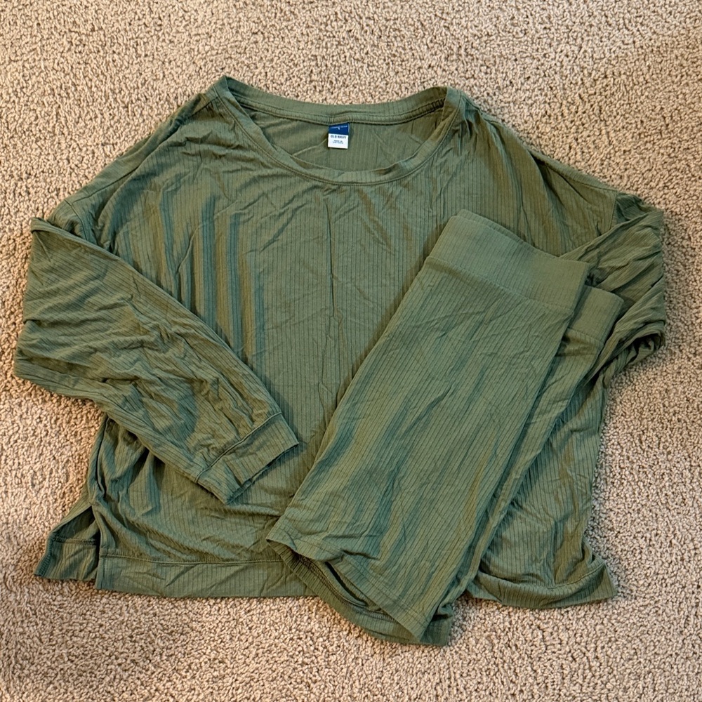 Old Navy Sunday Sleep Set